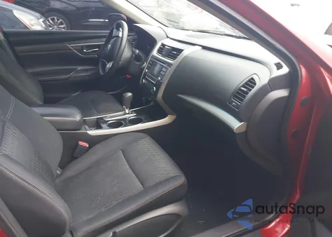 2016 Nissan Altima 2.5 S из США, поврежденный, VIN 1N4AL3AP1GC241069